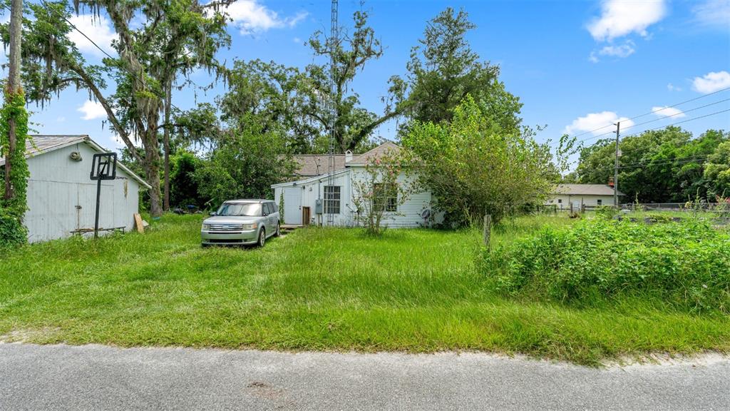 Property for sale at 5698 NAVARRE AVENUE, HAMPTON, FL, 32044