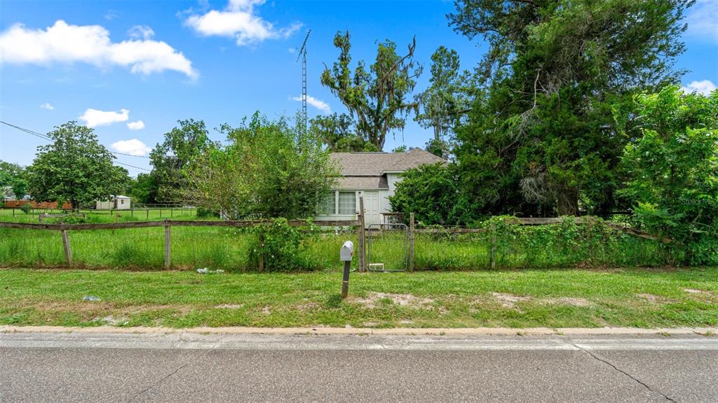 Property for sale at 5698 NAVARRE AVENUE, HAMPTON, FL, 32044