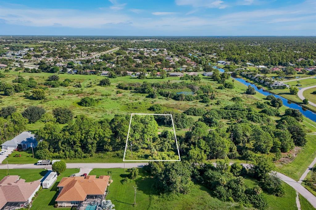 Property for sale at 647 PARKDALE BOULEVARD, LEHIGH ACRES, FL, 33974