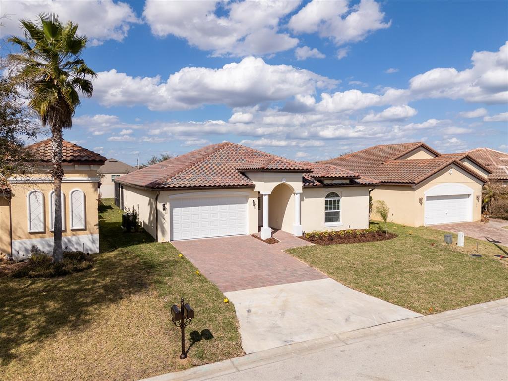 Property for sale at 355 VILLA SORRENTO CIRCLE, HAINES CITY, FL, 33844