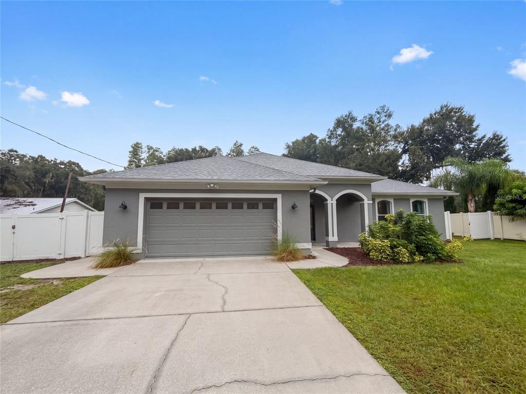 Property for sale at 219 WILLOW BEND PARKWAY, LUTZ, FL, 33549