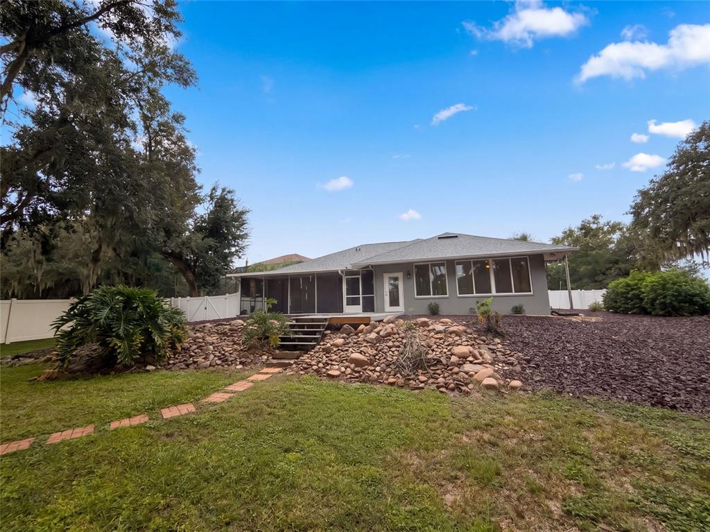 Property for sale at 219 WILLOW BEND PARKWAY, LUTZ, FL, 33549