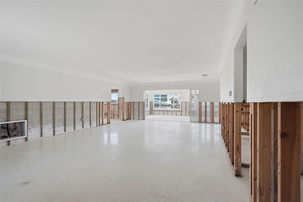 Property for sale at 12525 4TH ST E, TREASURE ISLAND, FL, 33706