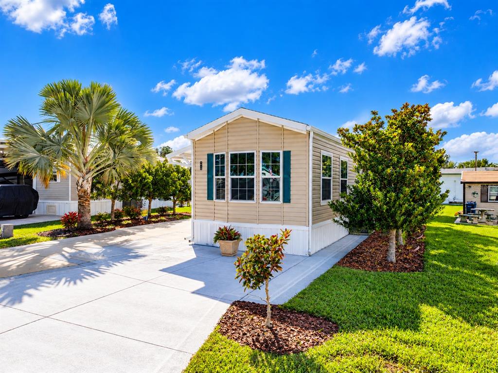 Property for sale at 5049 SHORE LINE DRIVE, POLK CITY, FL, 33868