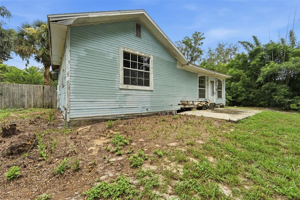 Property for sale at 495 NORTH STREET, DE LEON SPRINGS, FL, 32130