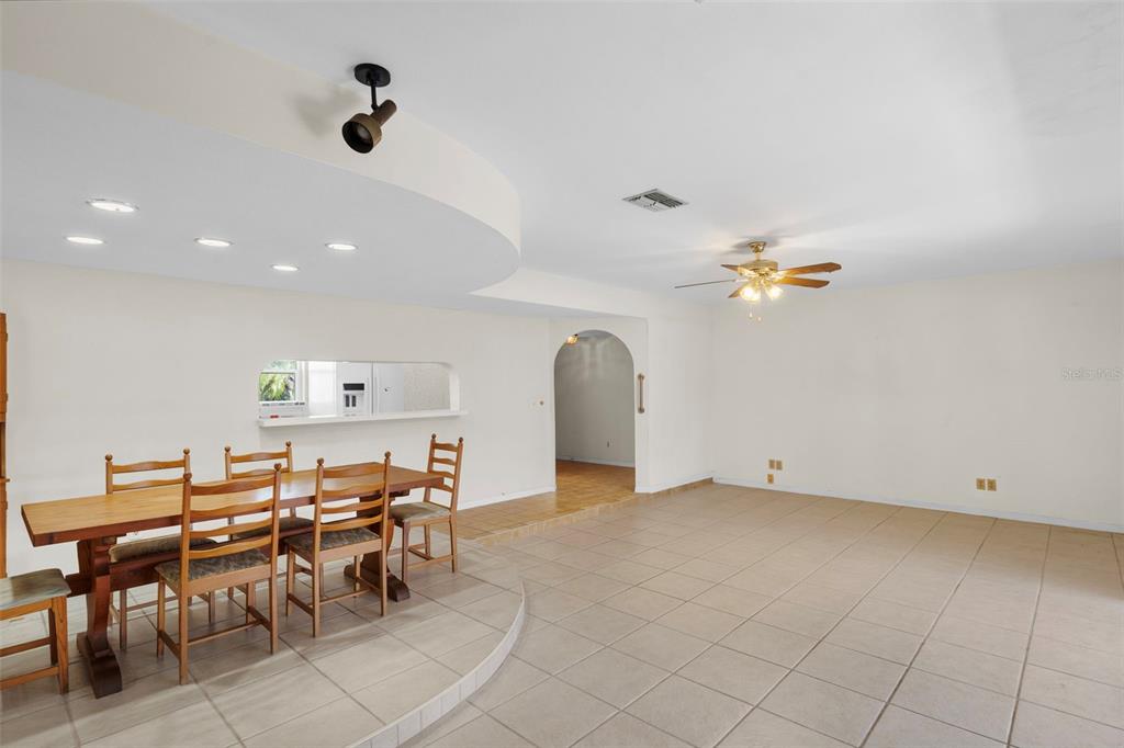Living Room/Dining Room