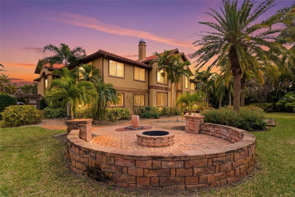 Property for sale at 303 SUNNY LANE, BELLEAIR, FL, 33756