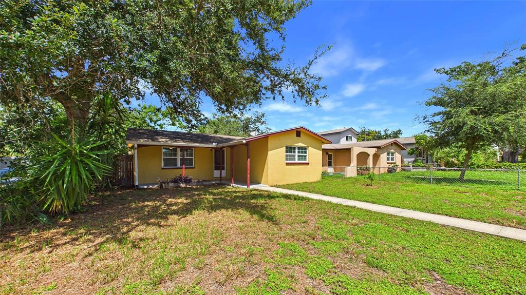 Property for sale at 5029 EMERSON AVENUE S, ST PETERSBURG, FL, 33707