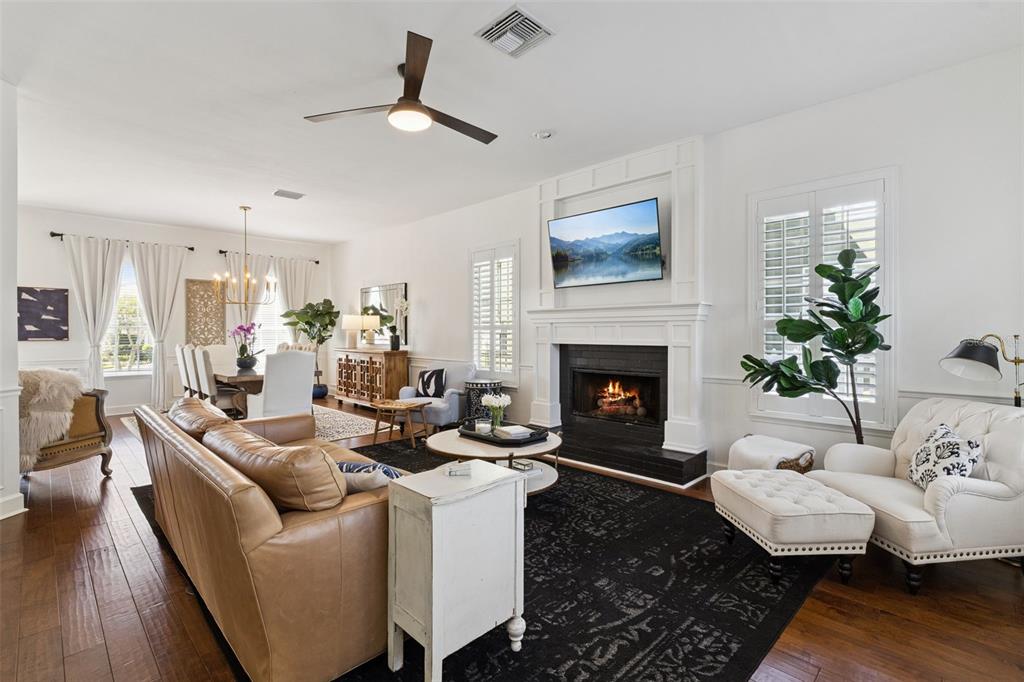 Property for sale at 637 LAKE HARBOR CIRCLE, ORLANDO, FL, 32809