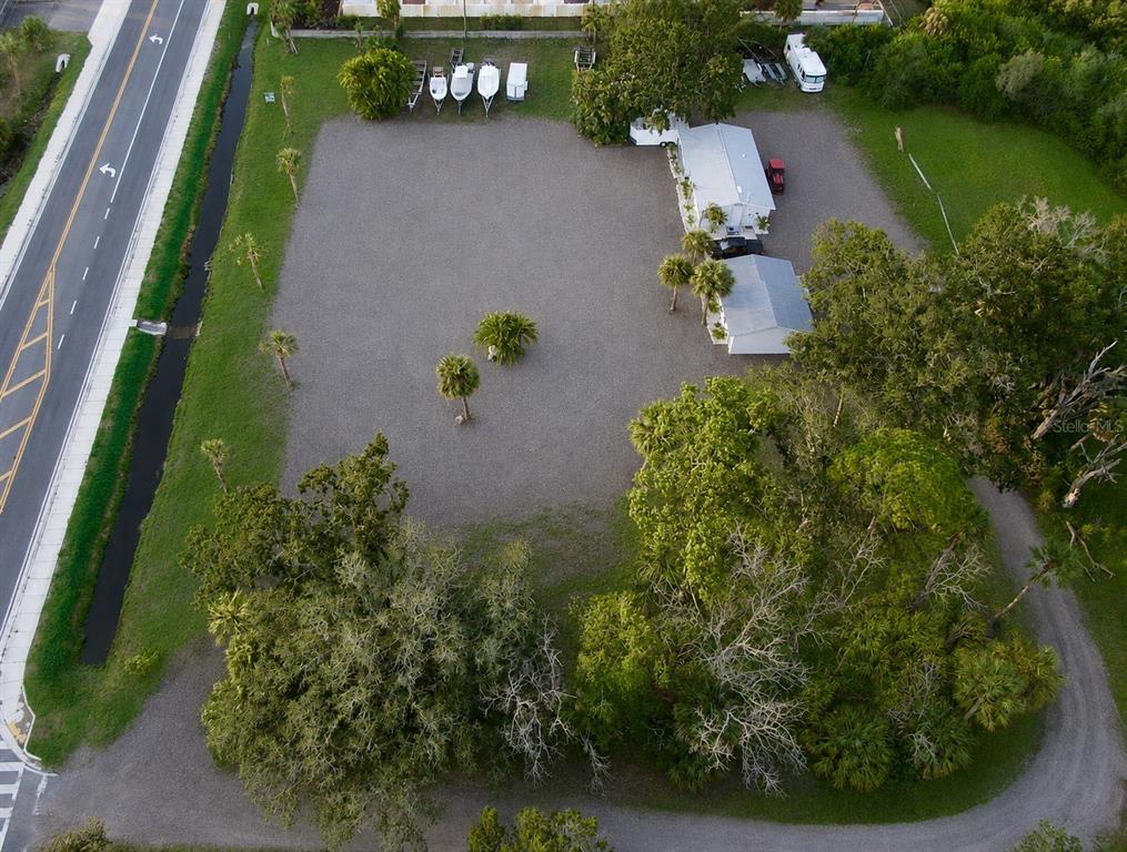 Property for sale at 1322 N PINELLAS AVENUE, TARPON SPRINGS, FL, 34689