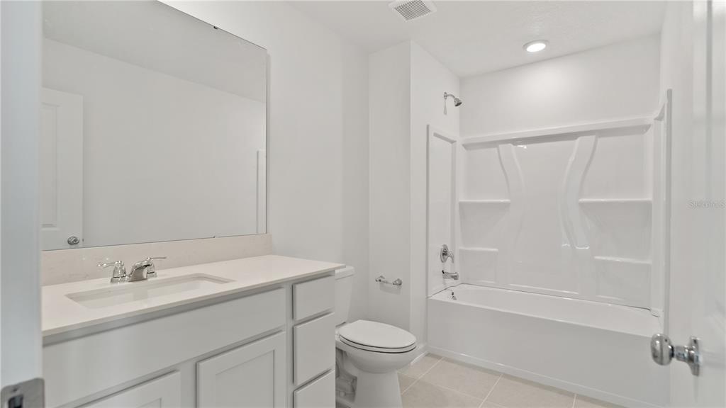 Property for sale at 1620 WILLOW GARDEN LOOP, EUSTIS, FL, 32726
