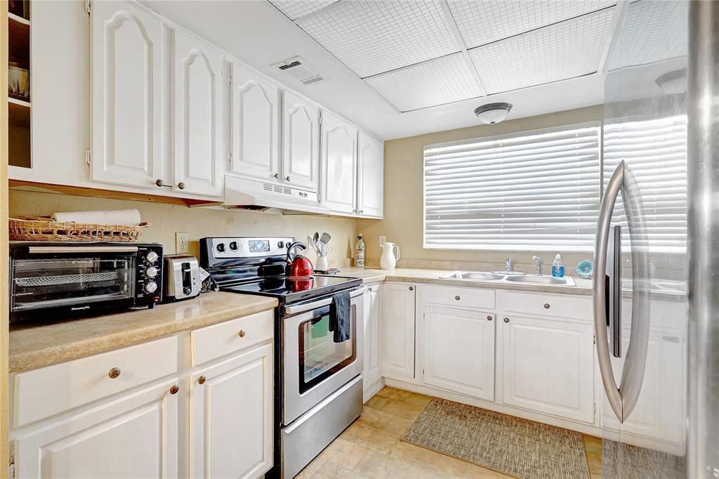 Property for sale at 2811 S PINES DRIVE UNIT 15, LARGO, FL, 33771