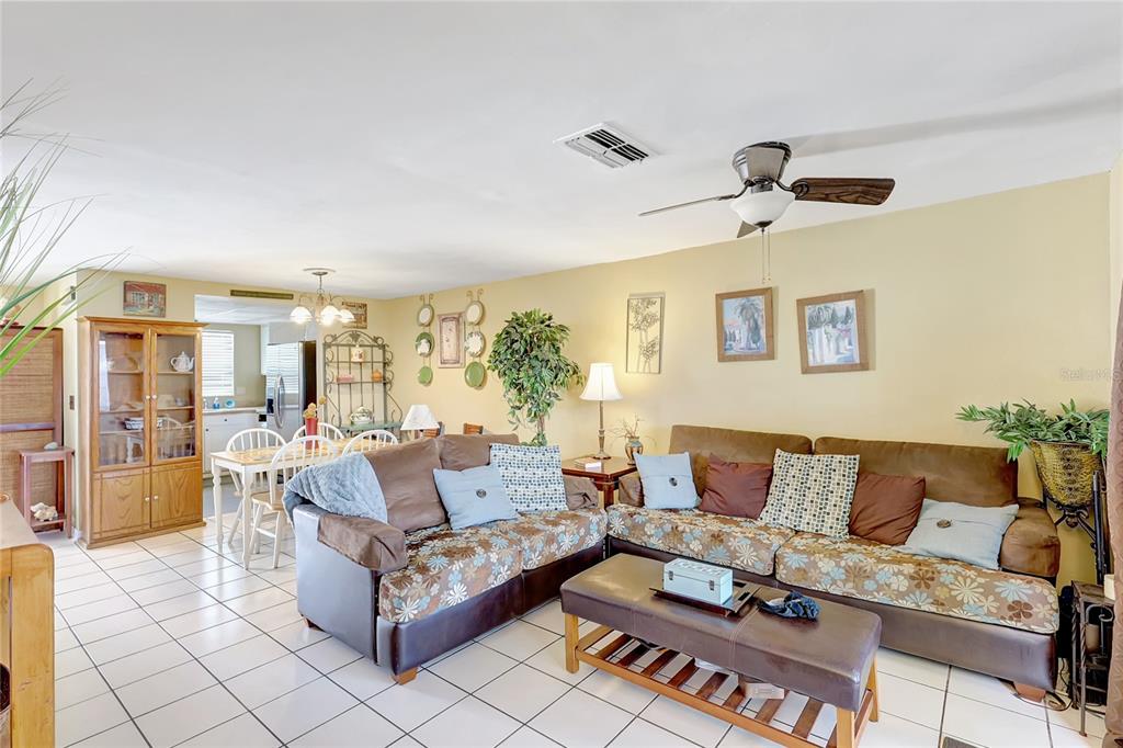 Property for sale at 2811 S PINES DRIVE UNIT 15, LARGO, FL, 33771
