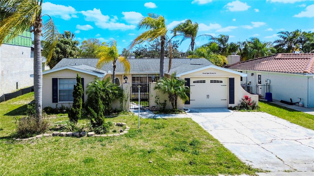 Property for sale at 9826 ISLAND HARBOR DRIVE, PORT RICHEY, FL, 34668