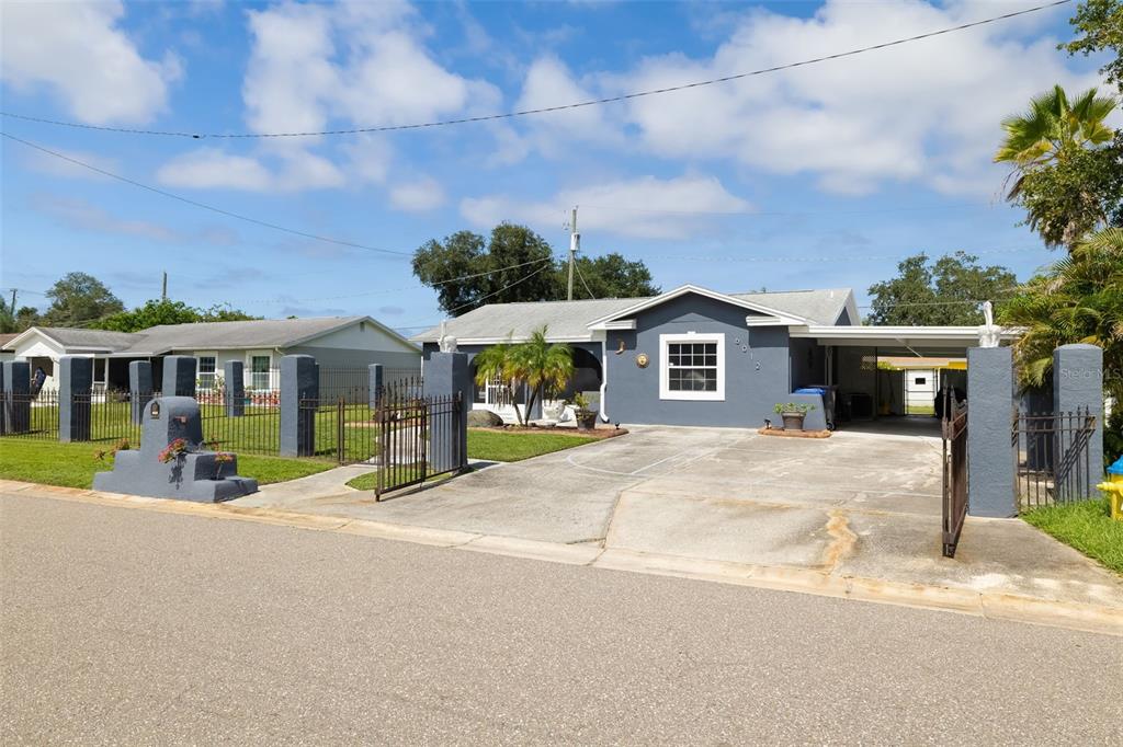Property for sale at 6012 FRANCIS DRIVE, APOLLO BEACH, FL, 33572