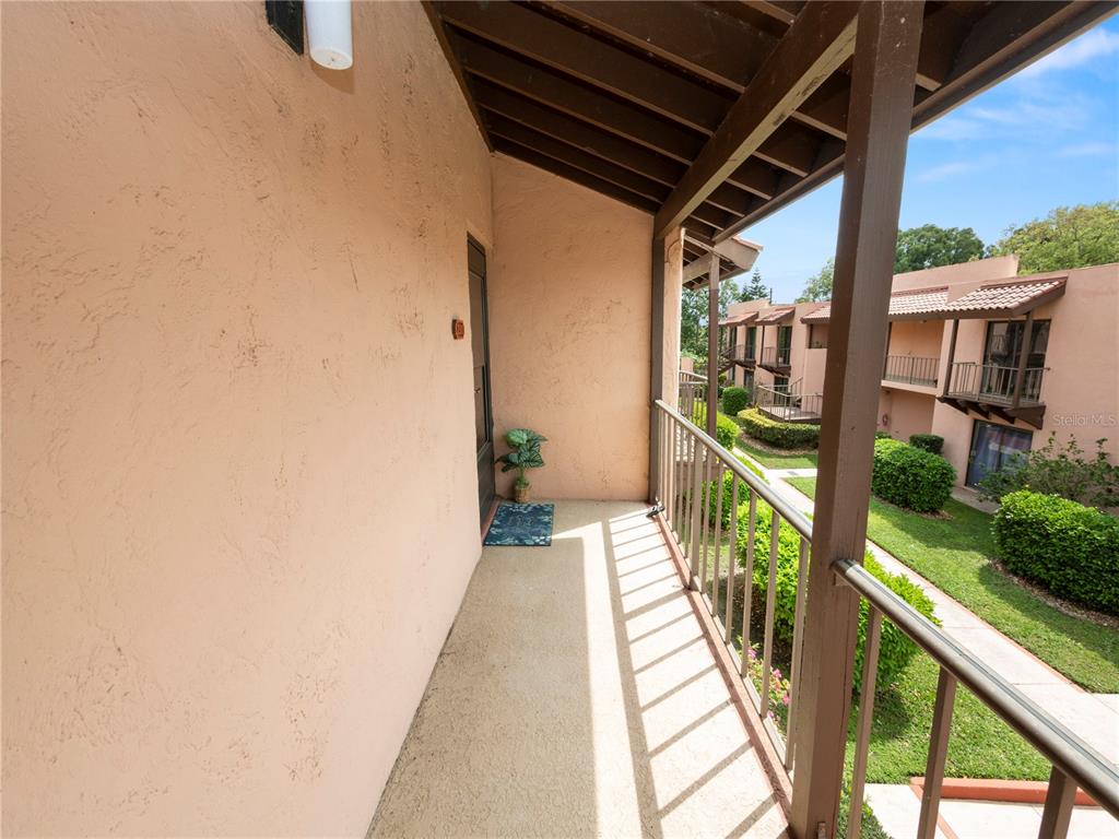 Property for sale at 230 LA CASA UNIT 230, LAKE WALES, FL, 33898