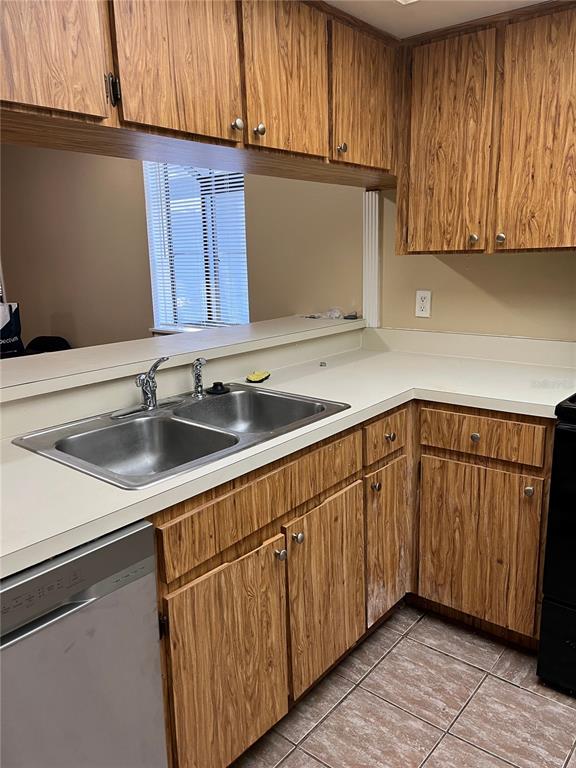 Property for sale at 39650 US HIGHWAY 19 N UNIT 576, TARPON SPRINGS, FL, 34689
