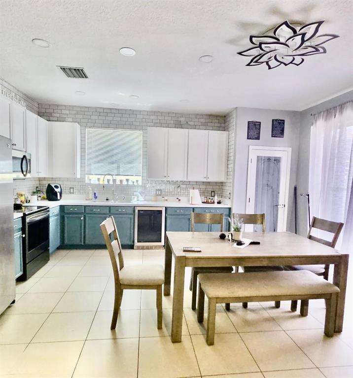 Property for sale at 12135 FOX BLOOM AVENUE, GIBSONTON, FL, 33534