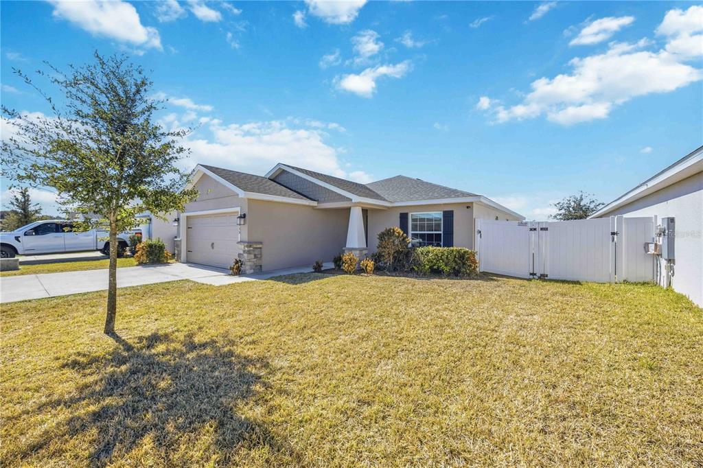 Property for sale at 1035 TROPEA LANE, AUBURNDALE, FL, 33823