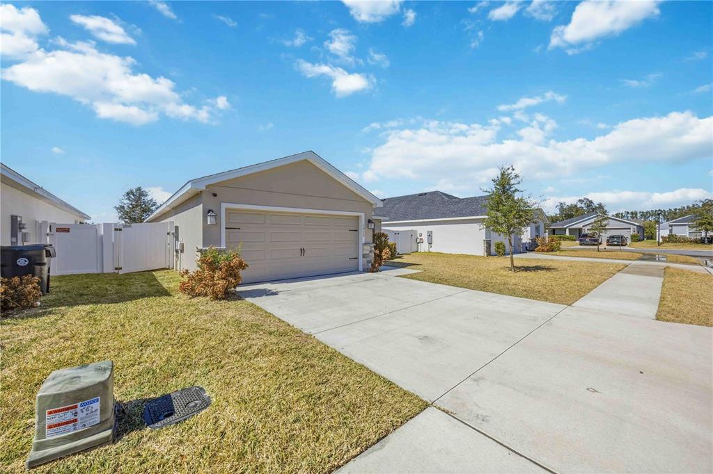 Property for sale at 1035 TROPEA LANE, AUBURNDALE, FL, 33823