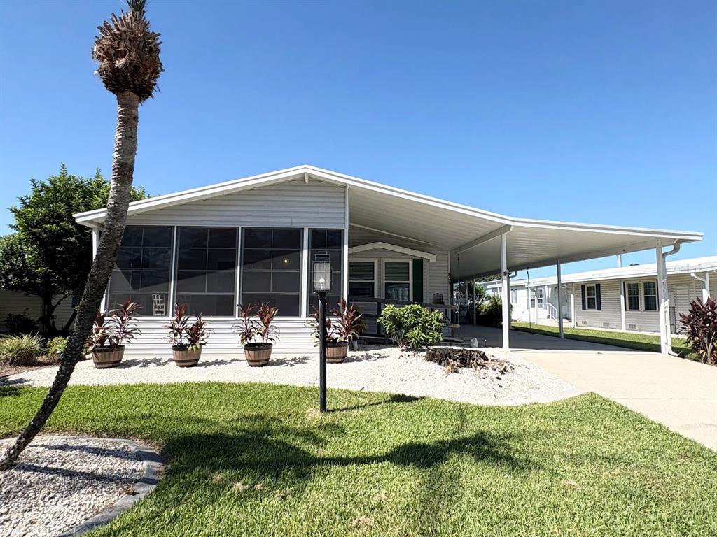 Property for sale at 809 STARBOARD AVENUE, EDGEWATER, FL, 32141