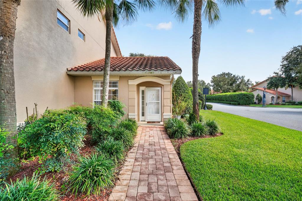 Property for sale at 5310 BOWLINE COURT UNIT 1, OXFORD, FL, 34484