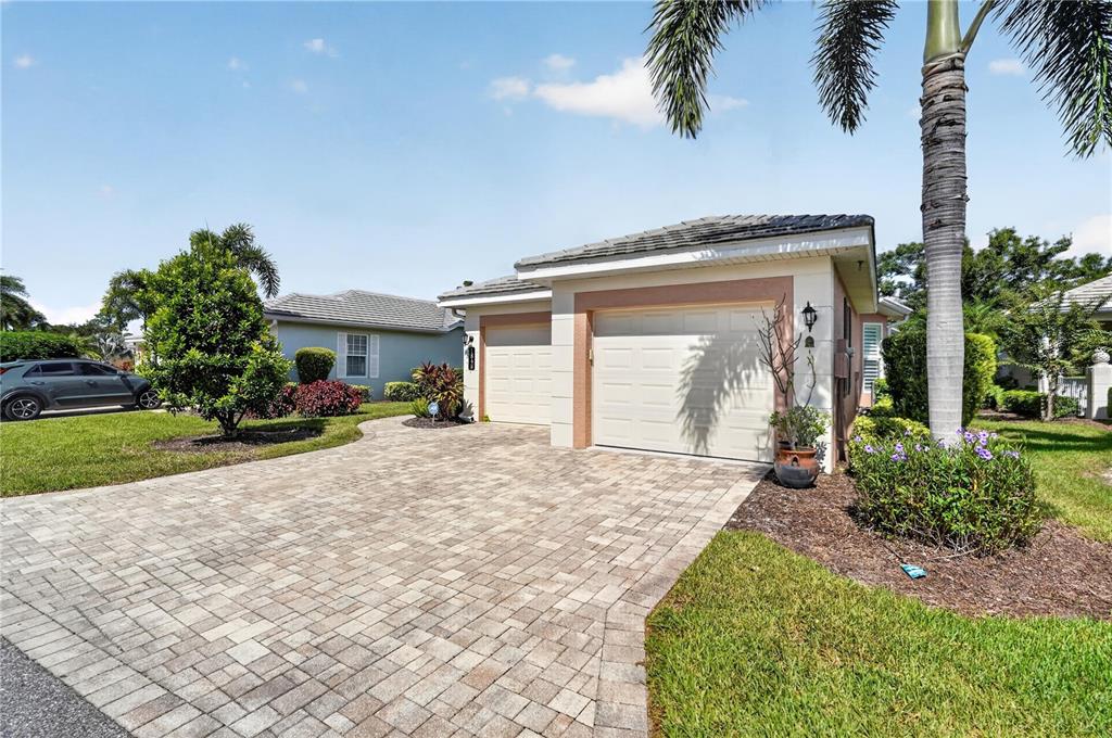 Property for sale at 1848 LANCASHIRE DRIVE UNIT 1848, VENICE, FL, 34293