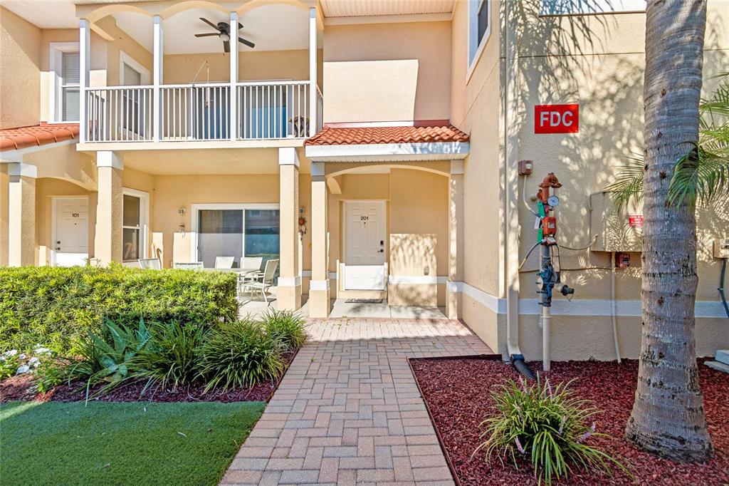 Property for sale at 21041 SUNPOINT WAY UNIT 201, LUTZ, FL, 33558