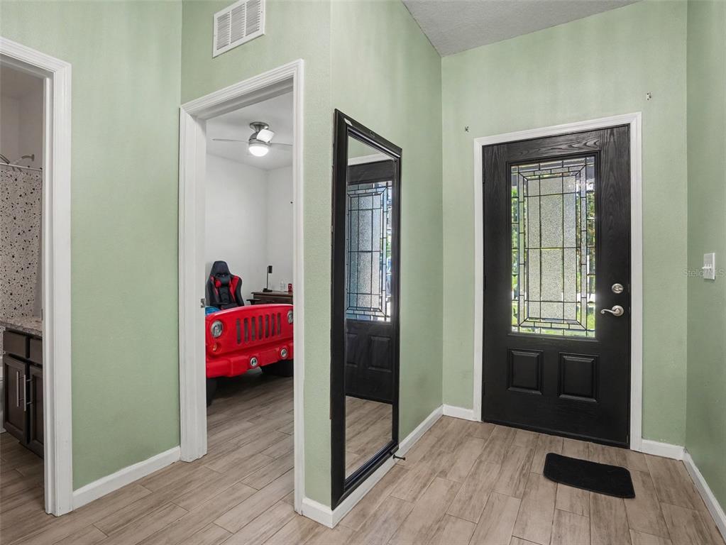 Property for sale at 1096 ROBERTA ROAD, LAKE WALES, FL, 33853