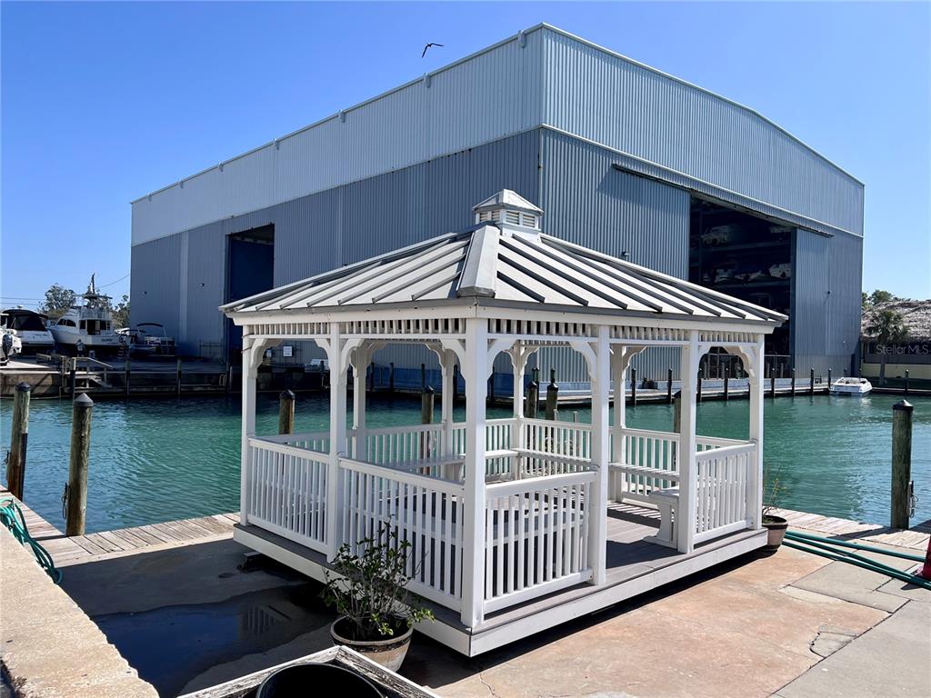 Property for sale at 100 CIRCUIT ROAD UNIT N82, NOKOMIS, FL, 34275