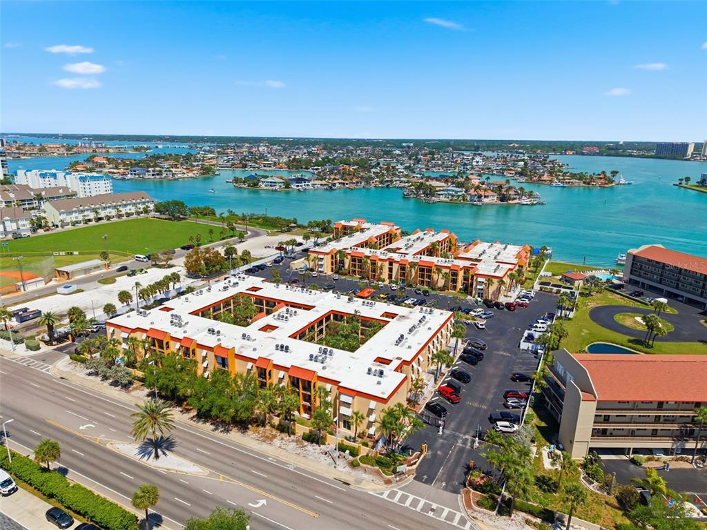 Welcome to Boca Shores
