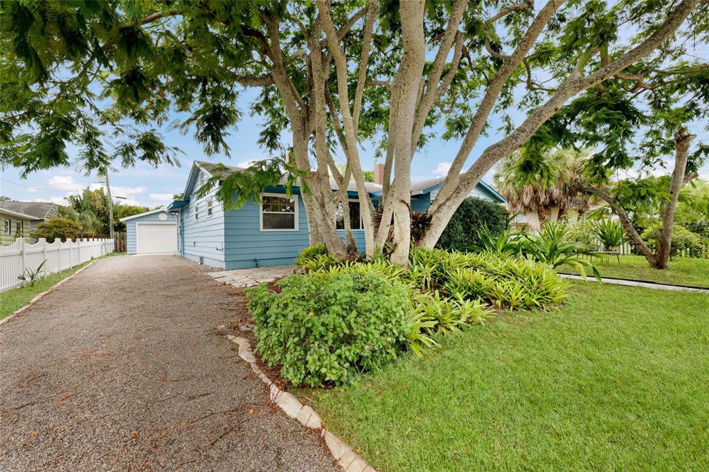 Property for sale at 2070 HYDE PARK STREET, SARASOTA, FL, 34239