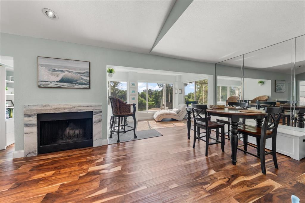 Property for sale at 10811 INDIAN HILLS COURT UNIT 42, SEMINOLE, FL, 33777