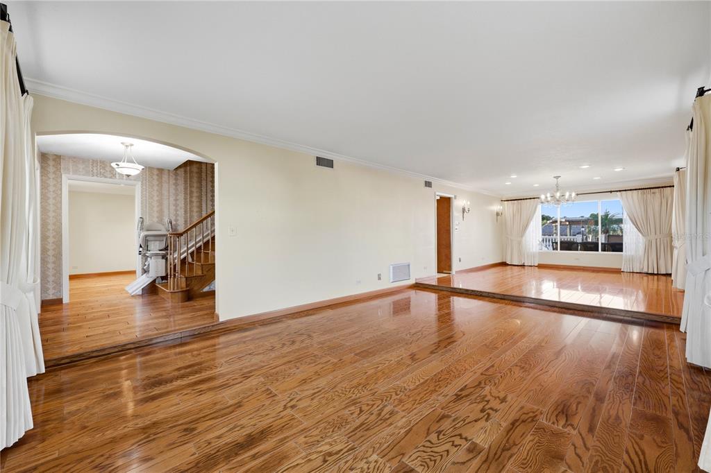 Property for sale at 350 HARBOR PASSAGE, CLEARWATER BEACH, FL, 33767