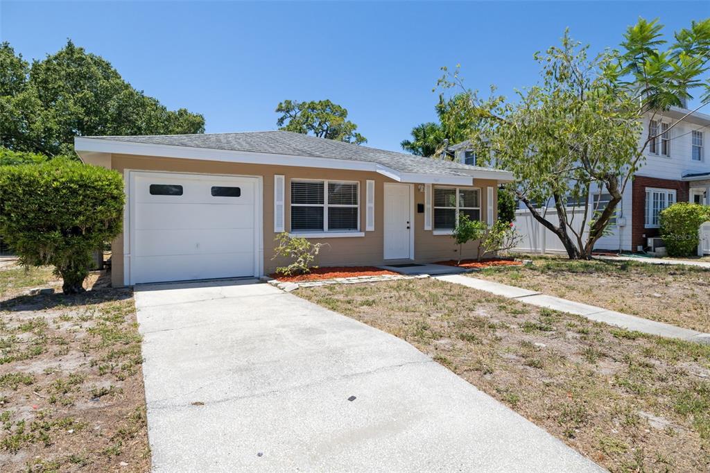 Property for sale at 808 26TH STREET W, BRADENTON, FL, 34205