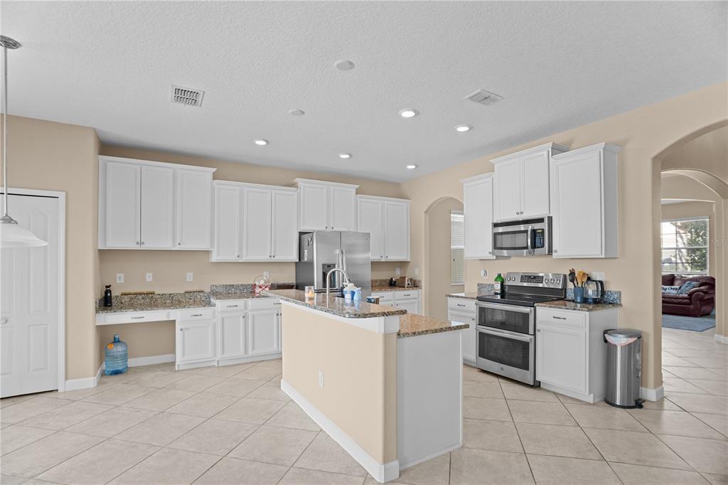 Property for sale at 1586 THETFORD CIRCLE, ORLANDO, FL, 32824