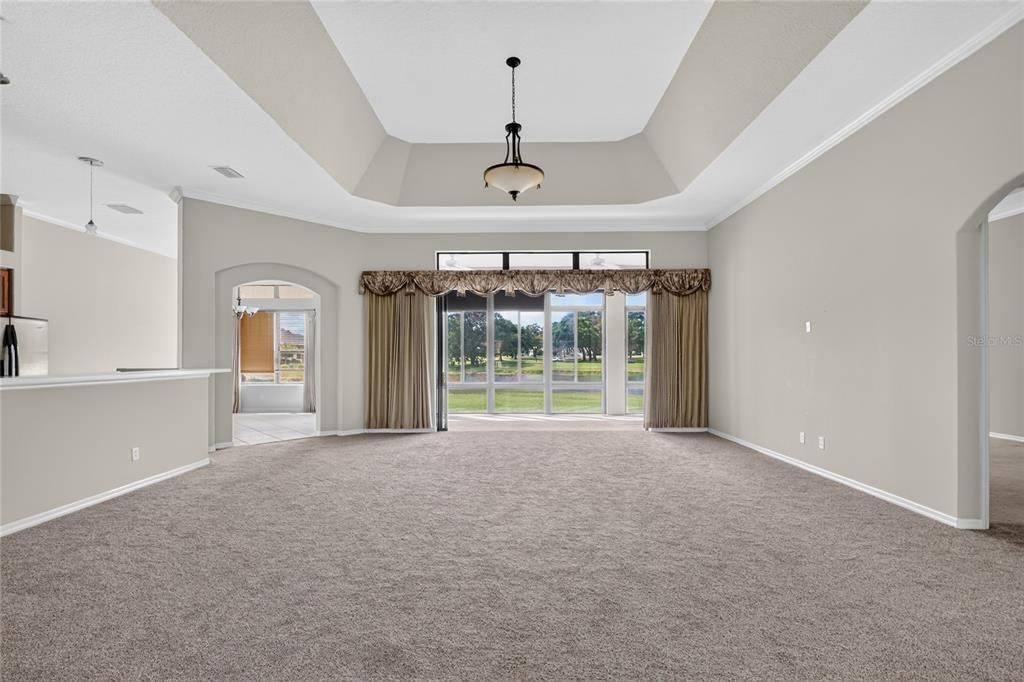 Note tray ceiling