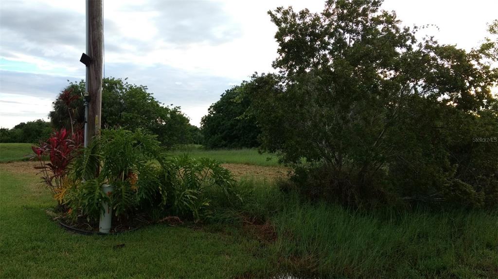 Property for sale at 670 MIRROR LAKES COURT, LEHIGH ACRES, FL, 33974
