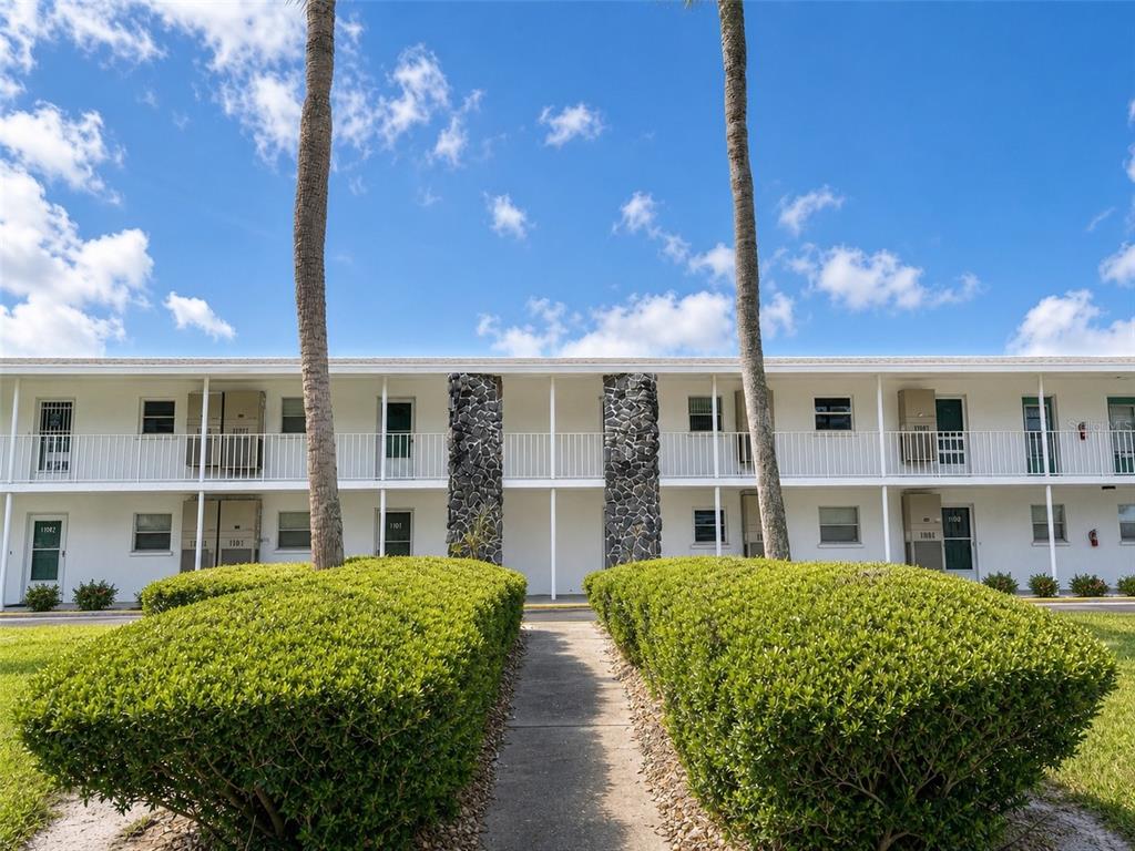 Property for sale at 3900 ROXANE BOULEVARD UNIT 11B, SARASOTA, FL, 34235