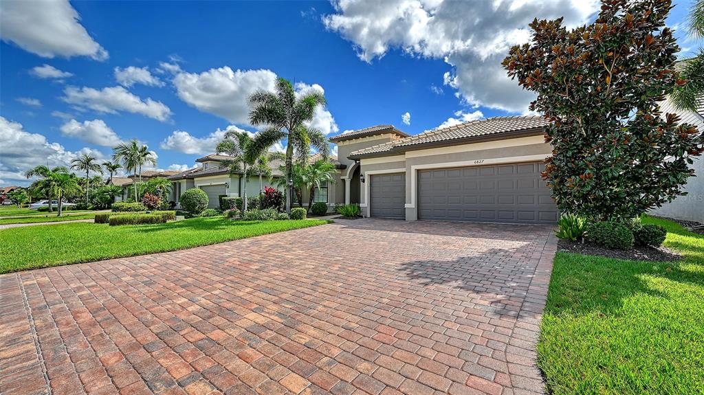 Property for sale at 6827 GOSPORT COVE, BRADENTON, FL, 34202