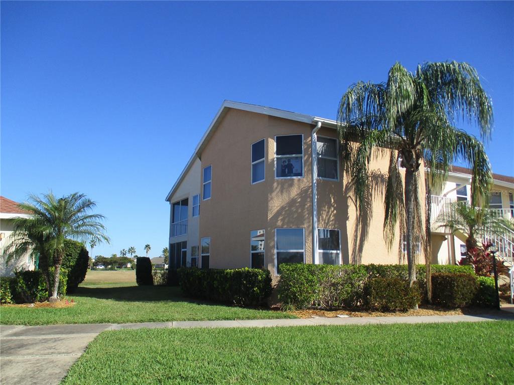 Property for sale at 1620 FAIRWAY TRACE UNIT A, PALMETTO, FL, 34221