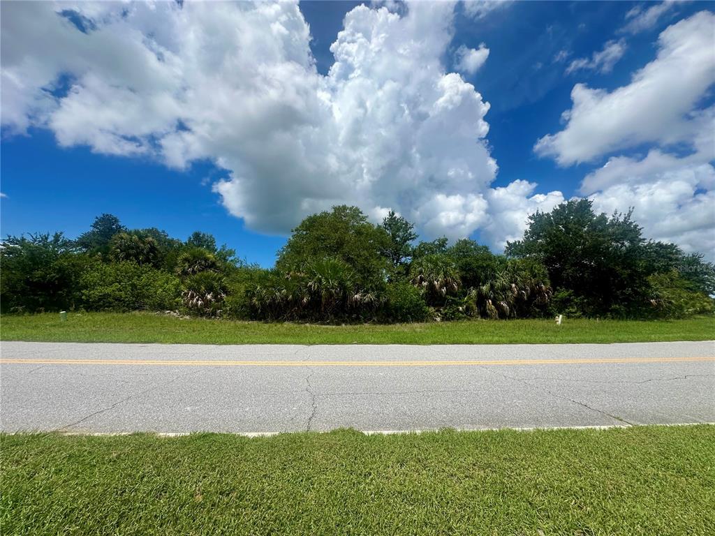 Property for sale at 226 SUNSET ROAD, ROTONDA WEST, FL, 33947