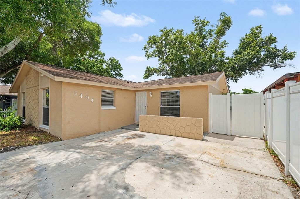 Property for sale at 6404 FREEDOM COURT, TAMPA, FL, 33634