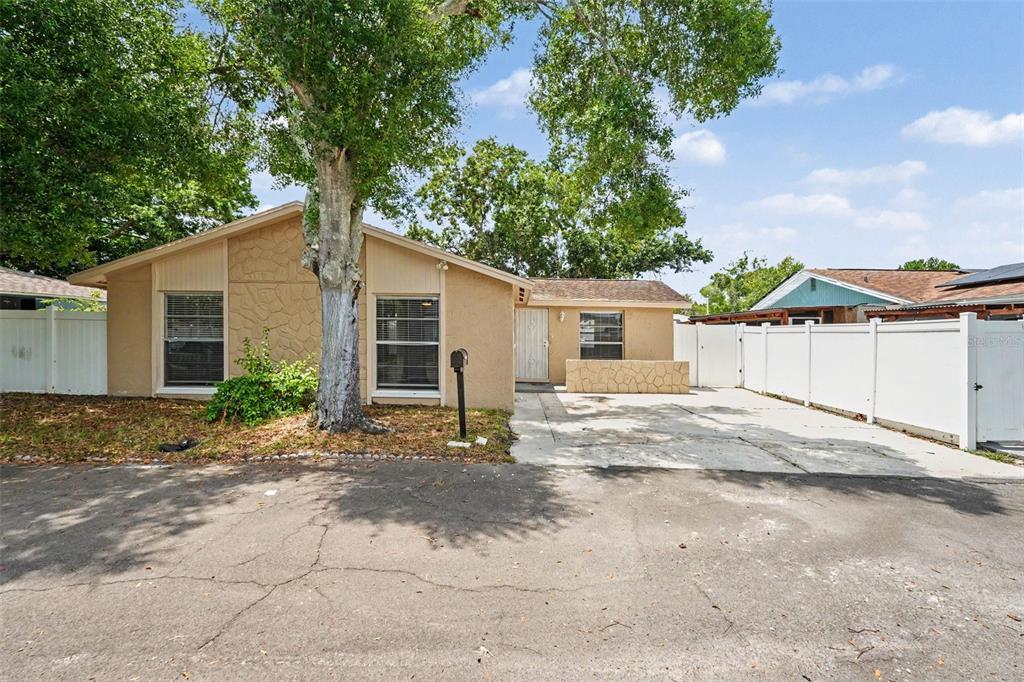 Property for sale at 6404 FREEDOM COURT, TAMPA, FL, 33634