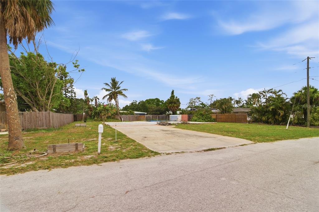 Property for sale at 1308 62ND STREET NW, BRADENTON, FL, 34209
