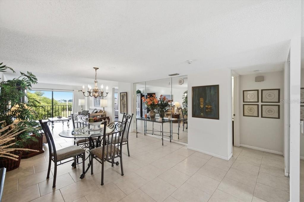 Property for sale at 7050 SUNSET DRIVE S UNIT 216, SOUTH PASADENA, FL, 33707