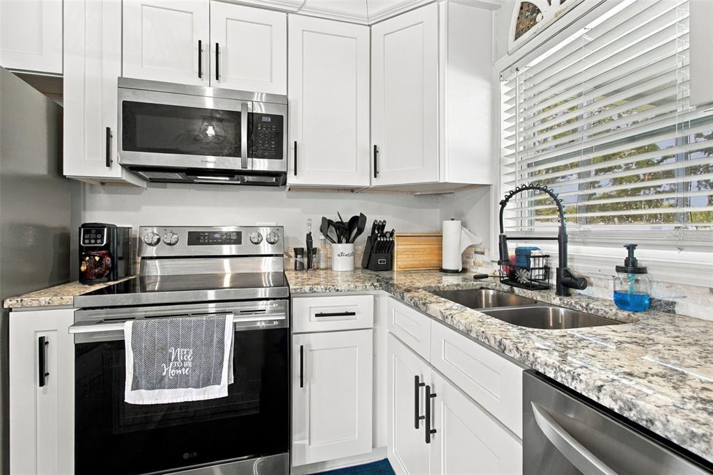 Property for sale at 335 COUNTRY CLUB DRIVE, OLDSMAR, FL, 34677