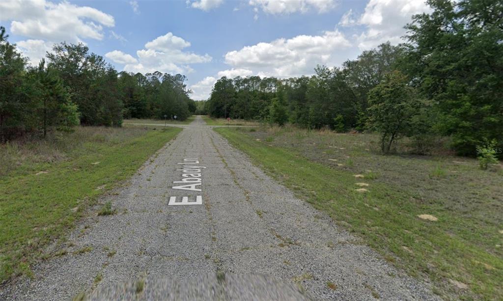 Property for sale at 576 E ABADY LANE, DUNNELLON, FL, 34434