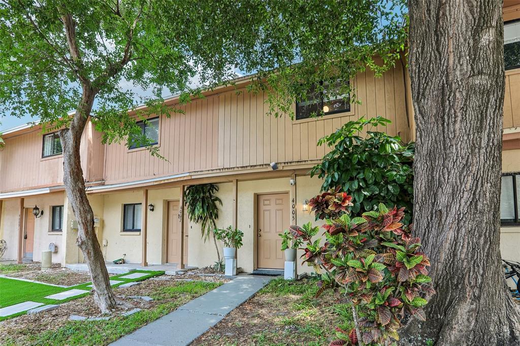 Property for sale at 4005 OAK LIMB COURT, TAMPA, FL, 33614