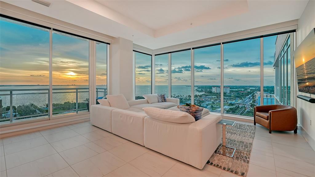 Property for sale at 540 N TAMIAMI TRAIL UNIT 1702, SARASOTA, FL, 34236
